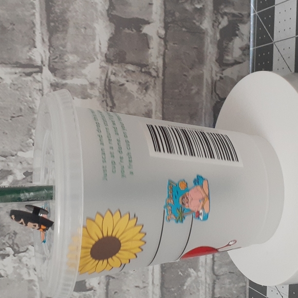 Bad Bunny 16 oz Starbucks cold cup w/ SB green straw & BB crocs charm. - Picture 5 of 7